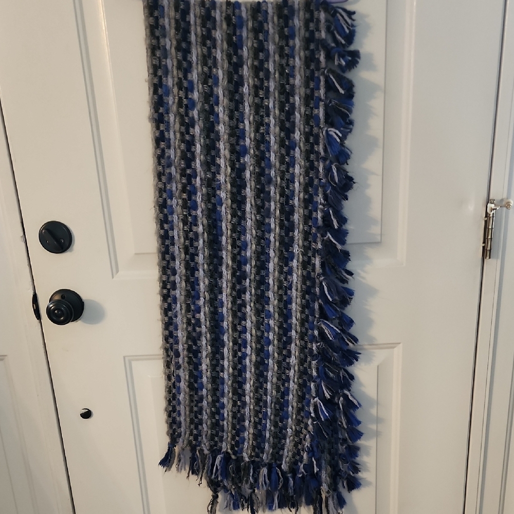 Elegant Blue and Gray Fringed Throw Blanket